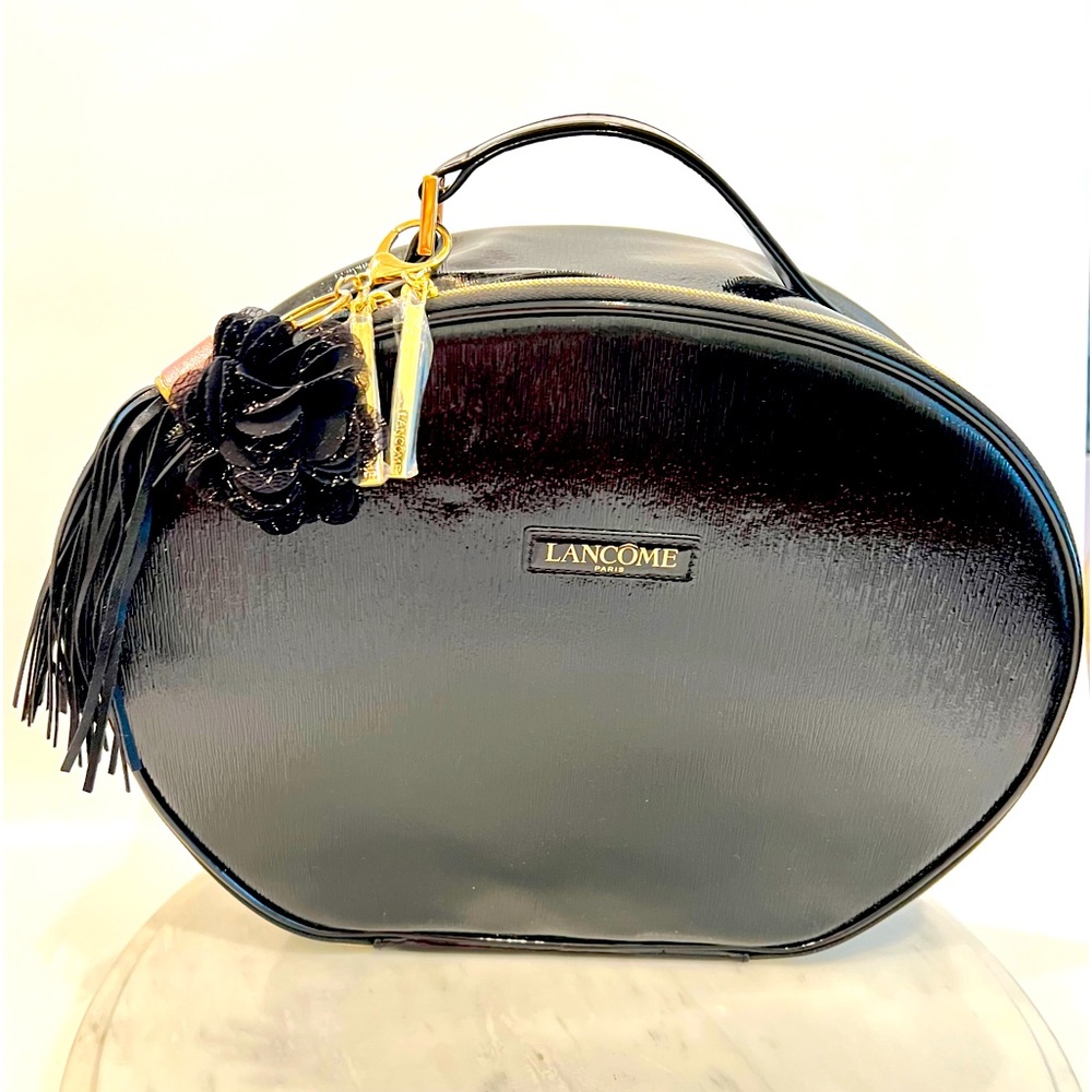 Round Textured Black Lancome Case W Black Tassel Round Puff Key Ring/Purse Charm